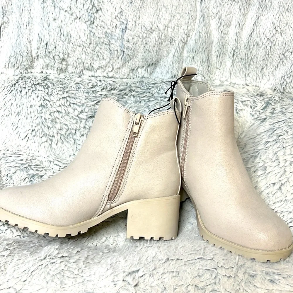 NWT MIA Girl Fashion Boots - Picture 8 of 9